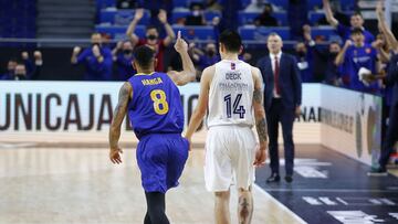 Adam Hanga celebra una canasta durante la final de la Copa del Rey 2021, que ha enfrentado al Real Madrid y al Barcelona.