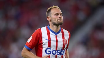 Daley Blind durante un partido con el Girona.