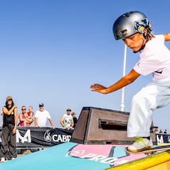 Una skater cántabra de 8 años arrasa en Instagram