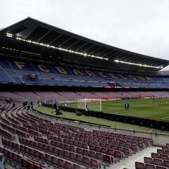 Un Camp Nou de excrementos