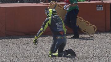 Rossi sumó su tercer abandono del año en Assen.