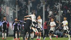 Colo Colo goleó y le dedicó el triunfo a Jorge Almirón
