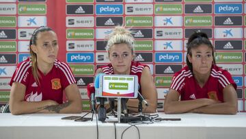 18/06/19
 MUNDIA FUTBOL FEMENINO FRANCIA 2019
 SELECCION ESPA&Ntilde;OLA ESPA&Ntilde;A RUEDA DE PRENSA 
 14 VIRGINIA TORRECILLA 16 MAPI MARIA LEON 3 LEILA OUAHABI