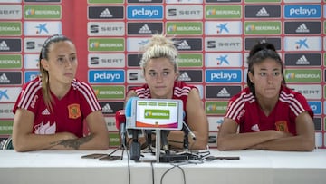 18/06/19
 MUNDIA FUTBOL FEMENINO FRANCIA 2019
 SELECCION ESPA&Ntilde;OLA ESPA&Ntilde;A RUEDA DE PRENSA 
 14 VIRGINIA TORRECILLA 16 MAPI MARIA LEON 3 LEILA OUAHABI