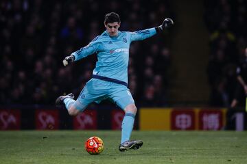 En Londres llegó a disputar 154 partidos defendiendo la camiseta del Chelsea. Durante su etapa como 'Blue' recibió 151 goles. 