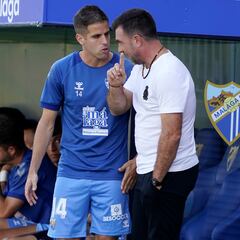 La Rosaleda apunta al banquillo: “Guede vete ya”