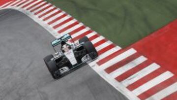 Hamilton se queda la pole por delante de Rosberg y Vettel