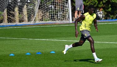 Arana ya vuela y Aitor Crespo se frena