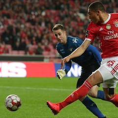 Primera y Segunda División de Portugal, suspendidas