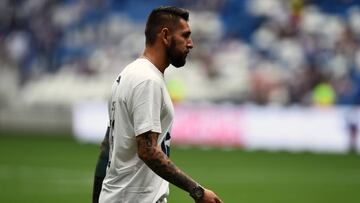 El guardameta de Monterrey aseguró que prefiere colgar los guantes antes de jugar con al archirrival de los Rayados.