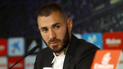 La presentación de la renovación de Benzema en imágenes