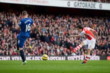 Arsenal se mete en la lucha por el segundo lugar de la Premier League.