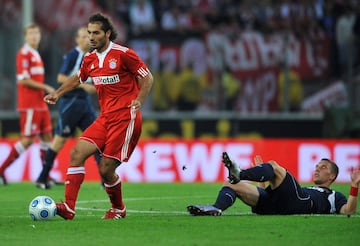 El internacional turco llegó libre al Real Madrid en 2011 procedente del Bayern, donde había militado durante cuatro temporadas. 