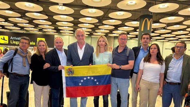 El PSOE exige “explicaciones inmediatas” al PP por su viaje a Venezuela