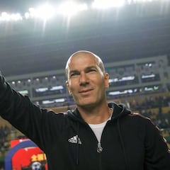 El Chelsea podría perder a Zidane si no actúa de inmediato