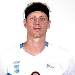 Kyle Singler: "Estoy feliz por volver, será un año divertido"