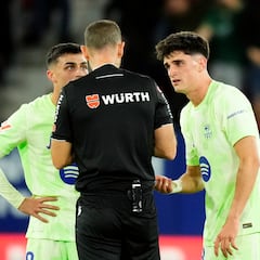 UEFA castiga al arbitraje español