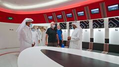 A handout picture released by Qatar&#039;s Supreme Committee for Delivery and Legacy on October 7, 2020, shows the FIFA President Gianni Infantino (C) touring the al-Bayt football stadium, under construction in al-Khor,  north of the Qatari capital Doha. 