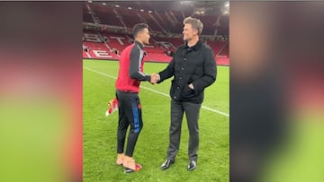 La charla entre Tom Brady y un Cristiano aún en chanclas en Old Trafford tras la exhibición