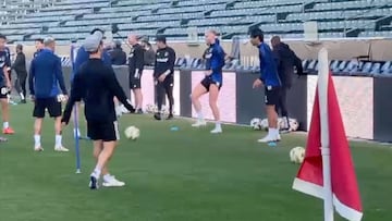 Marco Reus ya entrena con el resto del grupo previo a MLS Cup