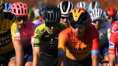 Santiago Buitrago durante una etapa de la Vuelta a Espa&ntilde;a.