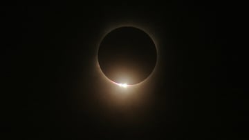 Qué son las perlas de Baily, el fenómeno único que podrás ver durante el eclipse solar total