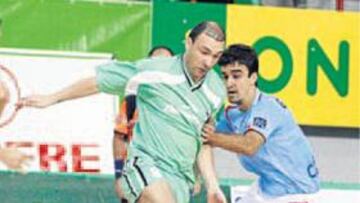 <b>¿MÁS LÍDER? </b>Schumacher y su equipo pueden alejar hoy a ElPozo.