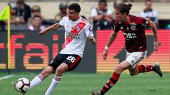 Soccer Football - Copa Libertadores - Final - Flamengo v River Plate - Monumental Stadium, Lima, Peru - November 23, 2019  Flamengo&#039;s Filipe Luis in action with River Plate&#039;s Ignacio Fernandez   REUTERS/Henry Romero