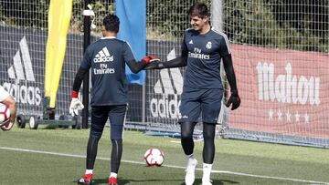 Courtois sigue, pero el futuro de Keylor está en el aire.