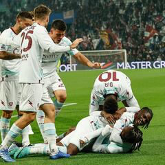 Ochoa y la Salernitana rescatan un punto frente a Sassuolo