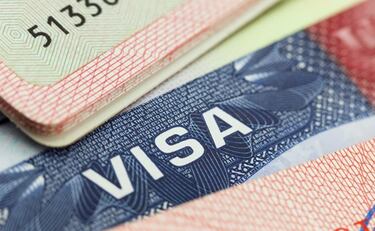 Gobierno de Biden dará 300,000 visas de trabajo a México