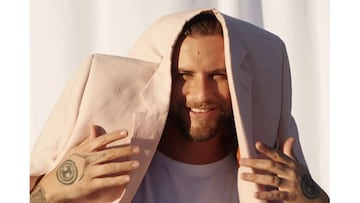 “Eres muy parecido a Beckham, pero mejor porque no te has puesto tanto bótox”