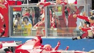 <b>OPTIMISTA. </b>Las dos últimas victorias han devuelto la esperanza a Michael Schumacher.