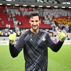 Sergio Rico e Pacheco, opções de metas
