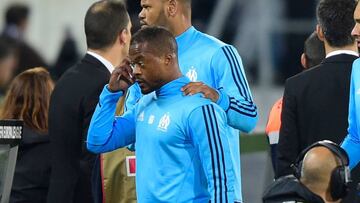 El agente de Evra dice que el jugador no dejará el fútbol