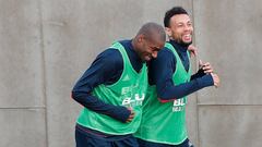Coquelin se entrena y entra en la lista del Valencia para el derbi