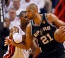 Parker y Duncan golpean en el primer triunfo de los Spurs