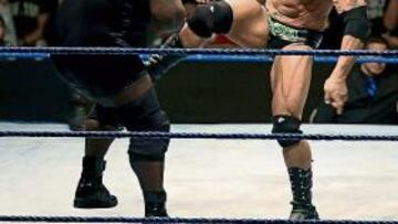 <b>OTRA VEZ AL RUEDO. </b>La pasada semana, las estrellas de Smackdown brillaron en la plaza de toros de Valencia y el Palacio de los Deportes Infanta Cristina, de Torrevieja.