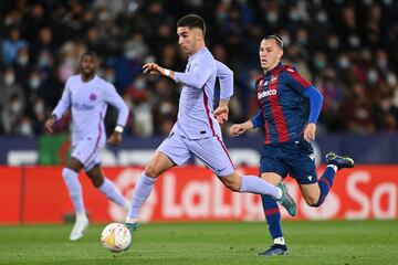 Ferr¨¢n Torres y Son.