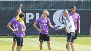 Enzo Zidane y Odegaard apuntan a la convocatoria para León