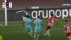 Los dos fallos clamorosos del Almería con 0-1: inverosímil la que marra el Choco Lozano