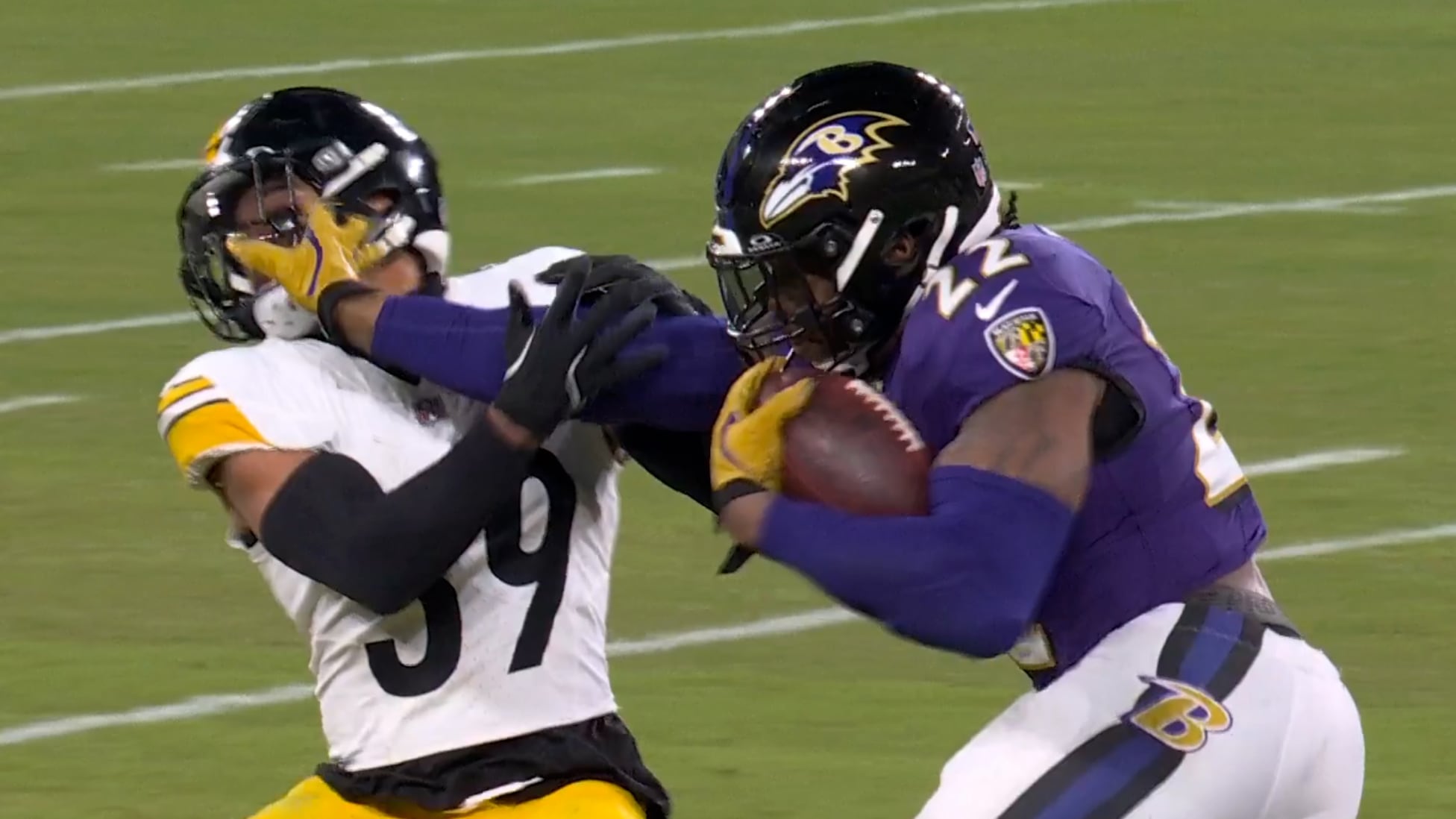 Derrick Henry’s jaw-dropping stiff arm against Steelers powers him to a ...