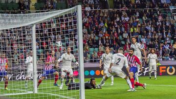 La temporada comenz&oacute; con la Supercopa de Europa, donde el Atl&eacute;tico gan&oacute; 2-4 al Real Madrid, con Diego Costa en plan goleador, pues hizo dos tantos. 