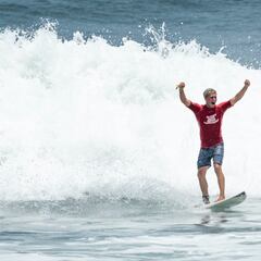 El español Dylan Donegan, campeón del mundo de surf Sub16