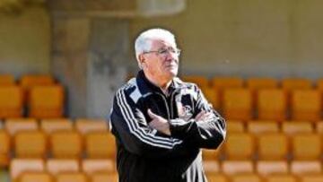 El técnico asegura que "el sistema 4-1-4-1 es innegociable".