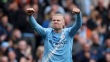 Haaland celebra durante el partido de Premier League contra el Everton.