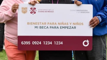 En agosto los estudiantes beneficiarios con Mi Beca para Empezar recibirán un pago para uniformes y útiles escolares.