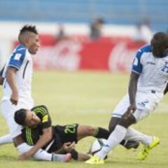 Javier Aquino le mandó mensaje a Luis Garrido