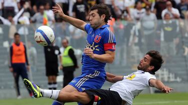 "La U termina jugando con miedo ante Colo Colo; se achica más"