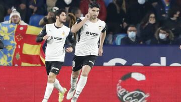 23/12/21
 VALENCIA CF
 ARTICULO GOLEADORES
 GONZALO GUEDES
 CARLOS SOLER
 